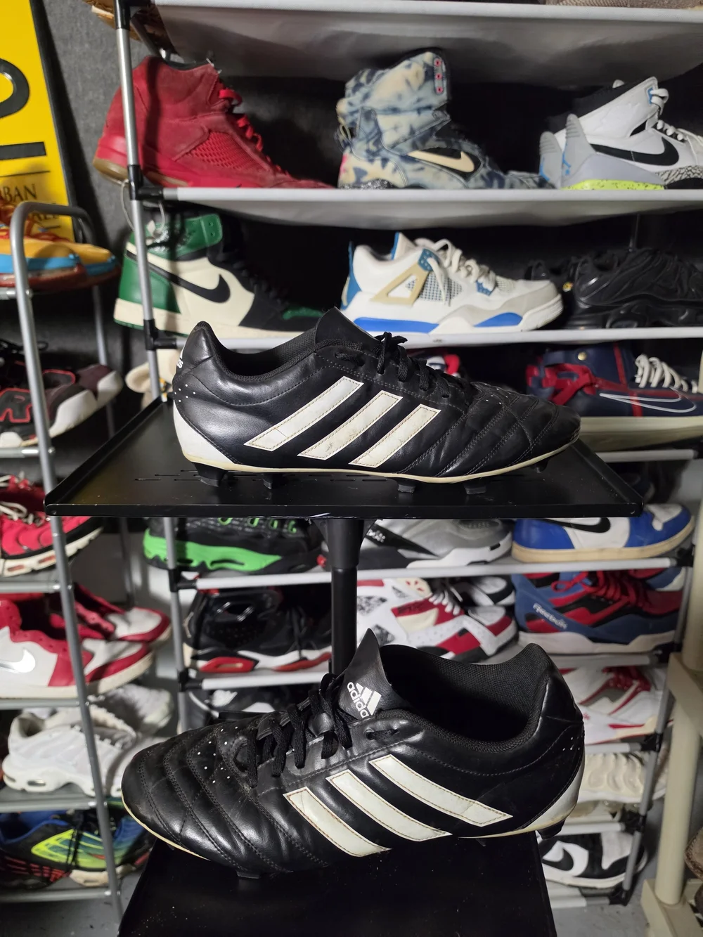 🔥 adidas Men’s Size 13 Black & White Soccer Samba Cleats